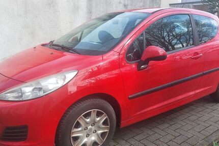 Peugeot 207 167.500 km 2.590 &euro; Bochum 44803