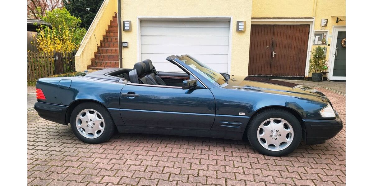 Mercedes-Benz SL 320 186.000 km 16.900 &euro; Herten 45699