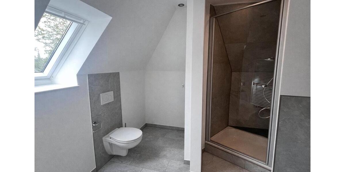 Dachgeschoßwohnung Castrop-Rauxel Rauxel - 2 Zimmer, 71 m&sup2;, 462&euro; | Angebot:26088156