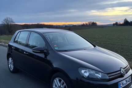 VW Golf 206.000 km 4.499 &euro; Wetter 58300