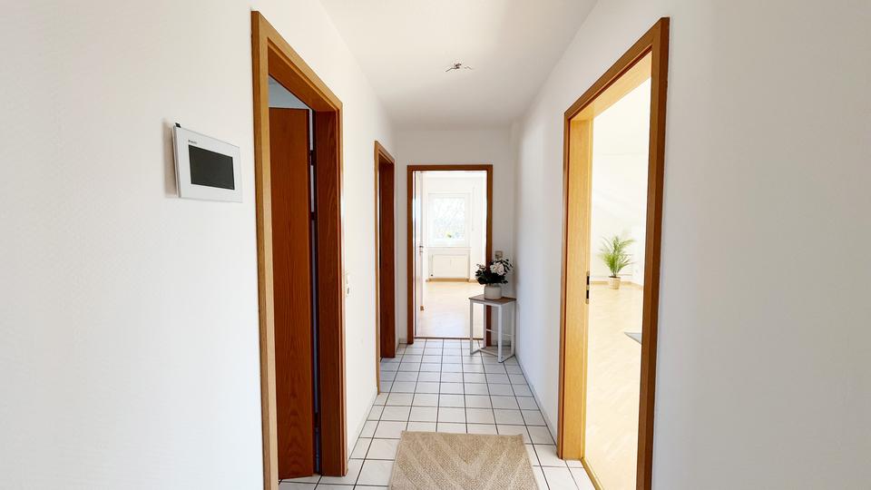 Dachgeschoßwohnung Schwerte - 2 Zimmer, 80 m&sup2;, 700&euro; | Angebot:25439705