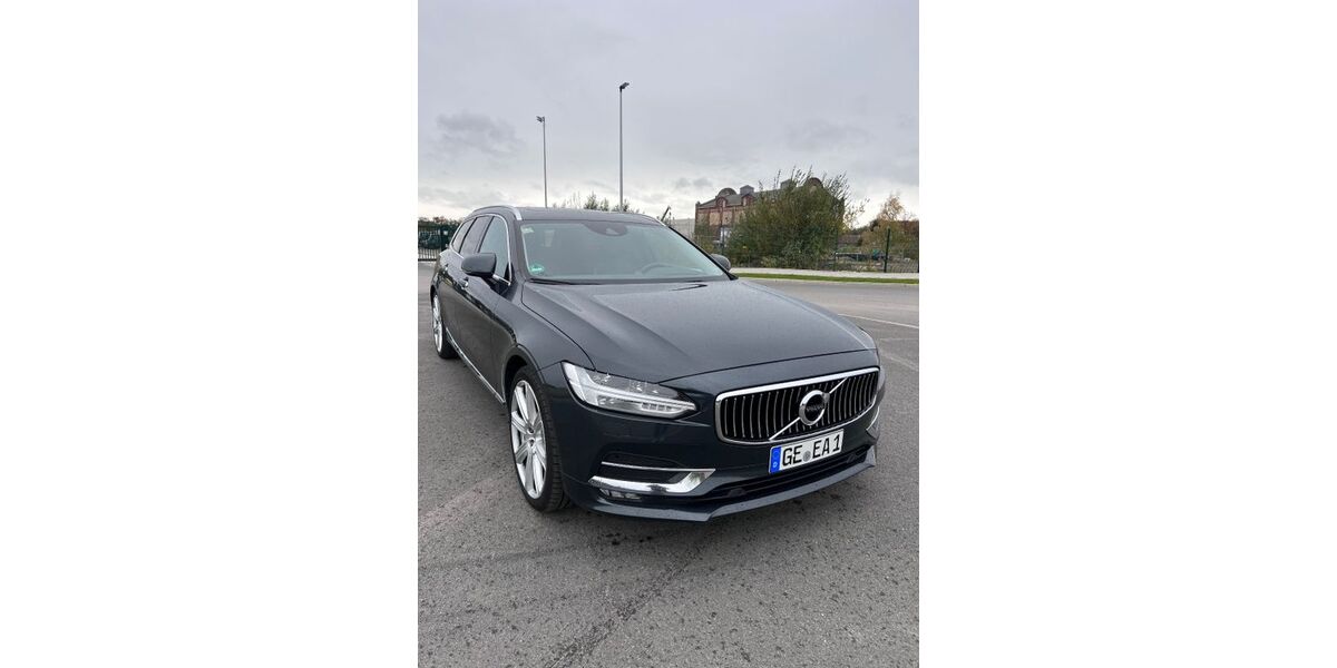 Volvo V90 112.812 km 22.250 &euro; Gelsenkirchen 45894