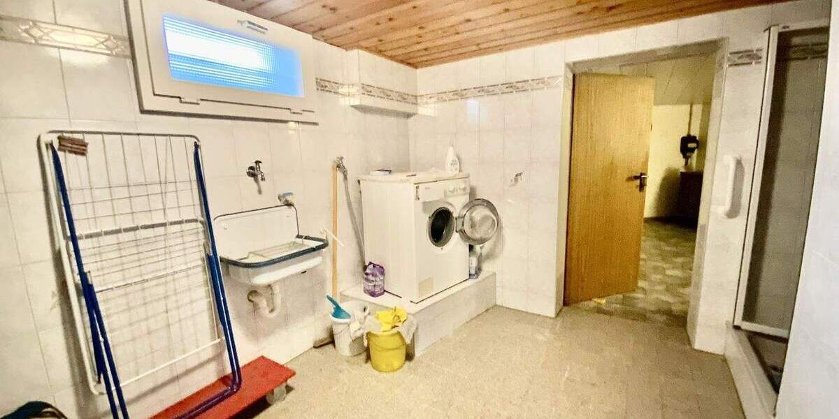 Bungalow Werne - 6 Zimmer, 142 m&sup2;, 450.000&euro; | Angebot:25734284