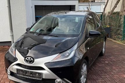 Toyota Aygo (X) 72.340 km 6.500 &euro; Recklinghausen 45659