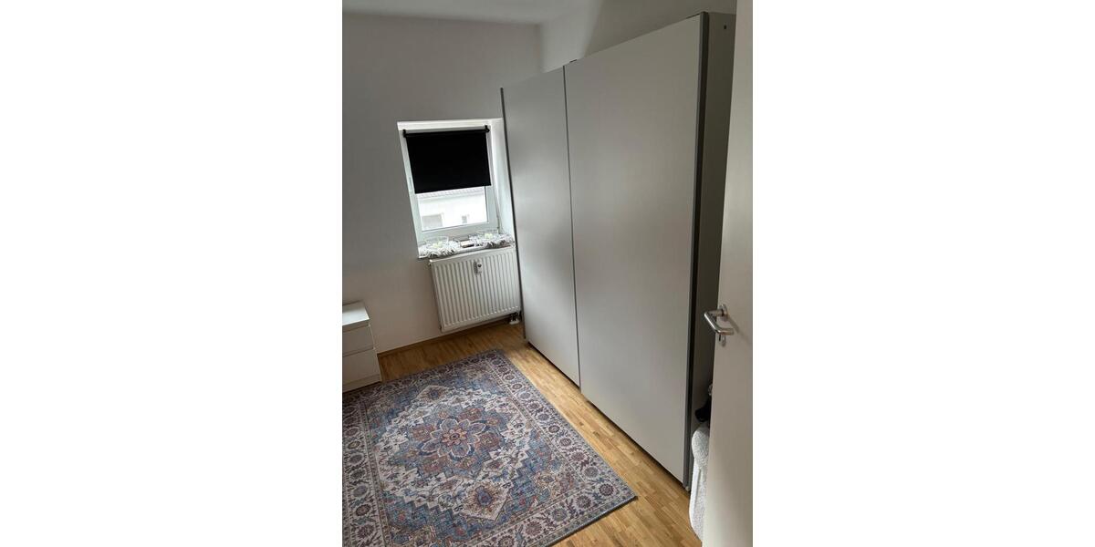 Dachgeschoßwohnung Essen Stadtbezirk IV - 3 Zimmer, 81 m&sup2;, 830&euro; | Angebot:26019126