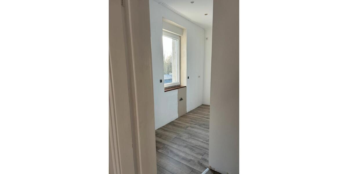 Etagenwohnung Schwerte - 3.5 Zimmer, 85 m&sup2;, 1.000&euro; | Angebot:26051046