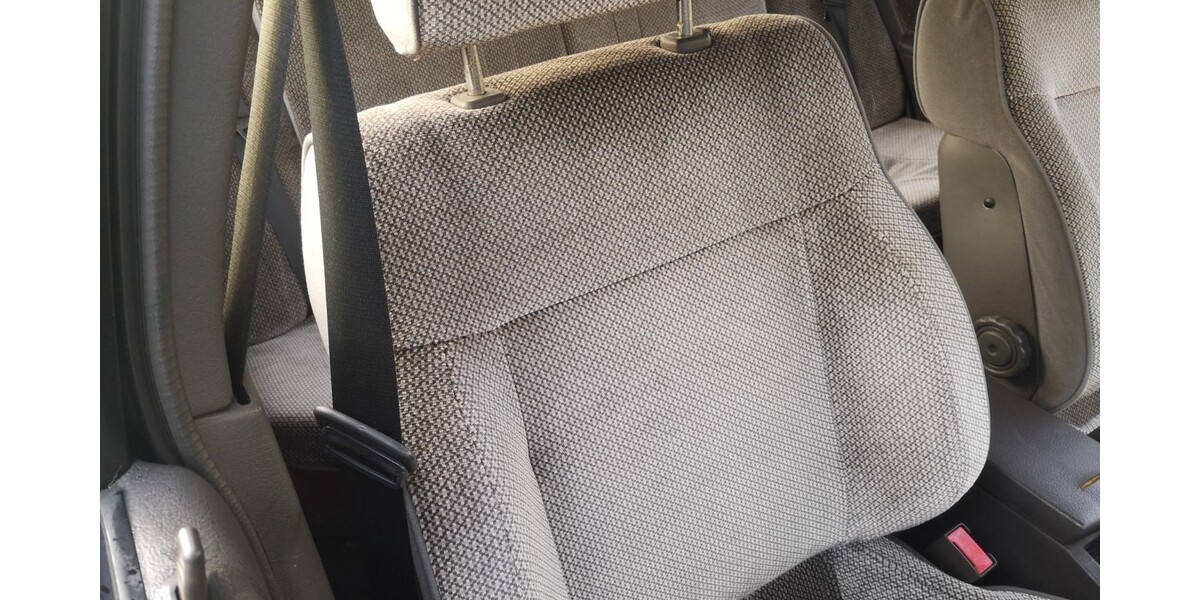 Nissan Bluebird 122.000 km 2.500 &euro; Marl 45772