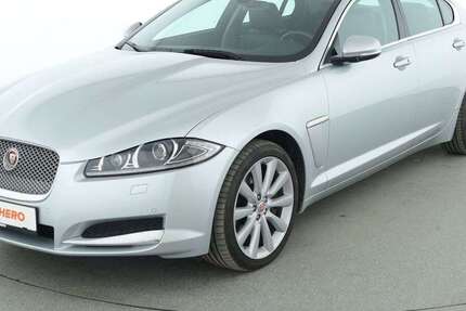 Jaguar XF 109.503 km 16.690 &euro; Essen 45141