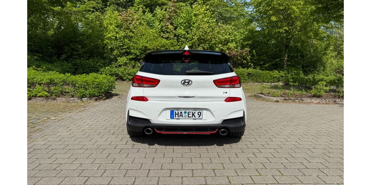 Hyundai i30 79.999 km 21.490 &euro; Hagen 58097