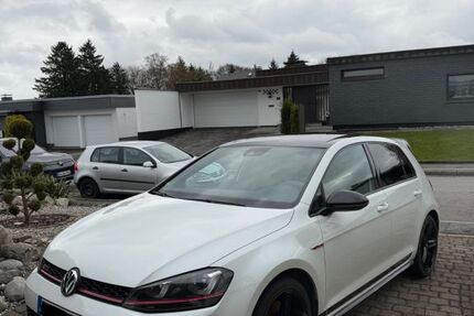 VW Golf 79.000 km 23.900 &euro; Gevelsberg 58285