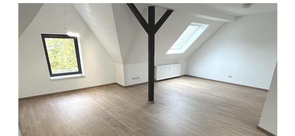 Dachgeschoßwohnung Herten - 3 Zimmer, 89 m&sup2;, 950&euro; | Angebot:26026037