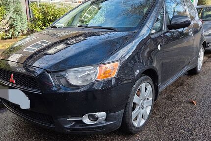 Mitsubishi Colt 79.000 km 2.900 &euro; Gelsenkirchen 45896