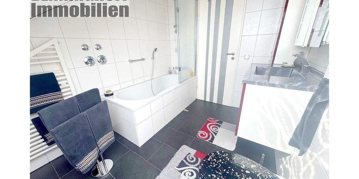 Etagenwohnung Holzwickede - 3 Zimmer, 179.000&euro; | Angebot:25800822