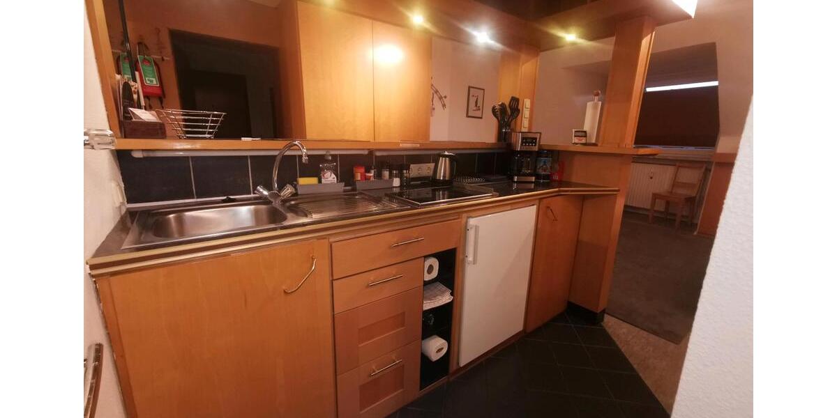 Dachgeschoßwohnung Essen Stadtbezirk III - 1 Zimmer, 1.150&euro; | Angebot:21475721