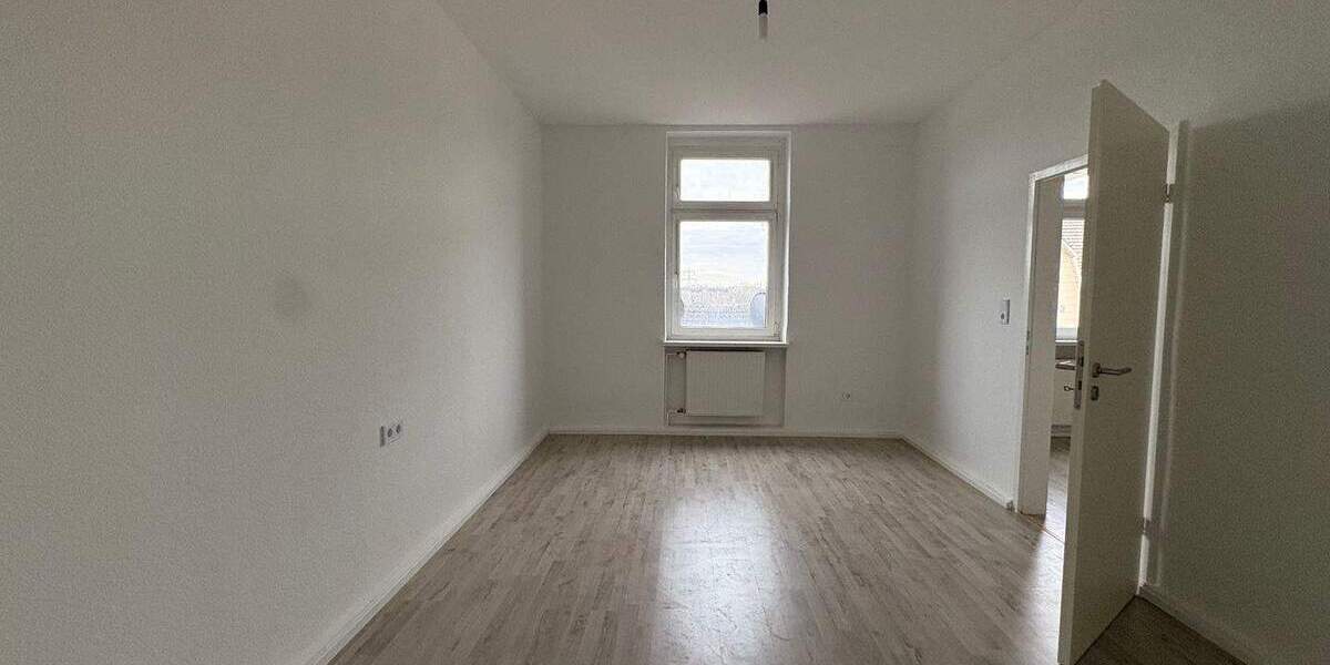 Etagenwohnung Dortmund Berghofen - 3 Zimmer, 86 m&sup2;, 730&euro; | Angebot:25778915