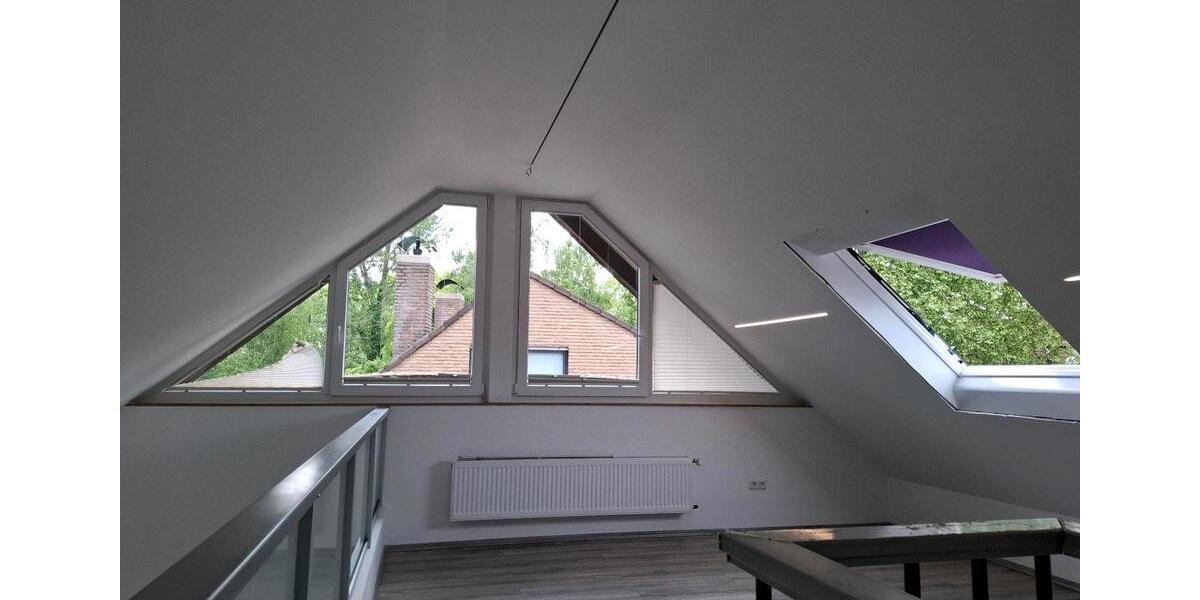 Dachgeschoßwohnung Bochum Bochum-Nord - 2.5 Zimmer, 75 m&sup2;, 740&euro; | Angebot:25637318