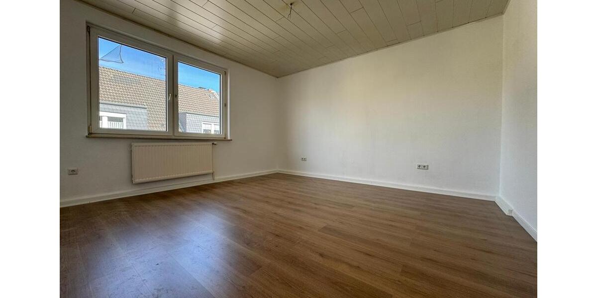 Etagenwohnung Bochum Günnigfeld - 2 Zimmer, 70 m&sup2;, 550&euro; | Angebot:26038845