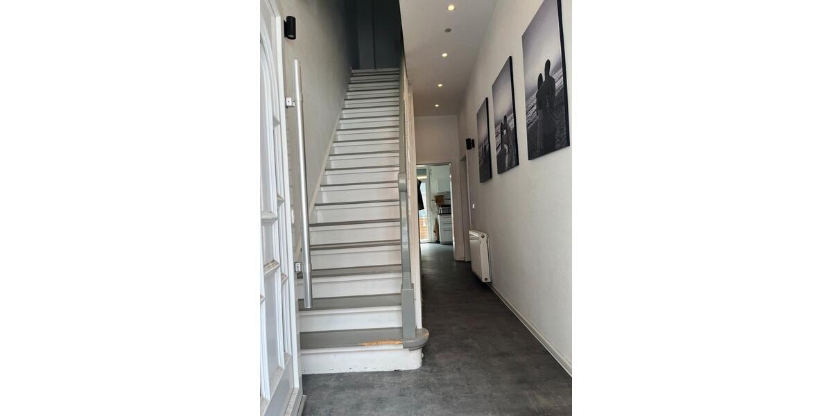 Doppelhaushälfte Essen Stadtbezirk VI - 6 Zimmer, 120 m&sup2;, 320.000&euro; | Angebot:26557826