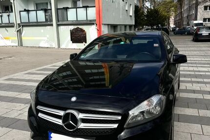 Mercedes-Benz A 180 220.000 km 7.100 &euro; Dortmund 44145