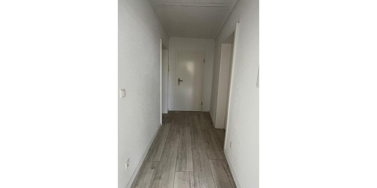 Erdgeschoßwohnung Ennepetal - 3 Zimmer, 84 m&sup2;, 650&euro; | Angebot:26608503