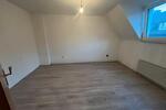 Dachgeschoßwohnung Oberhausen Rothebusch - 3.5 Zimmer, 75 m&sup2;, 650&euro; | Angebot:25968692