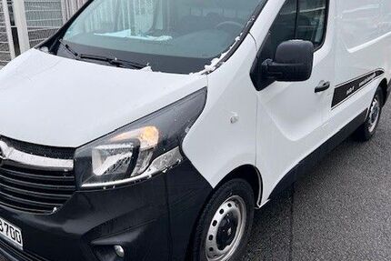 Opel Vivaro 87.000 km 12.880 &euro; Bochum 44807
