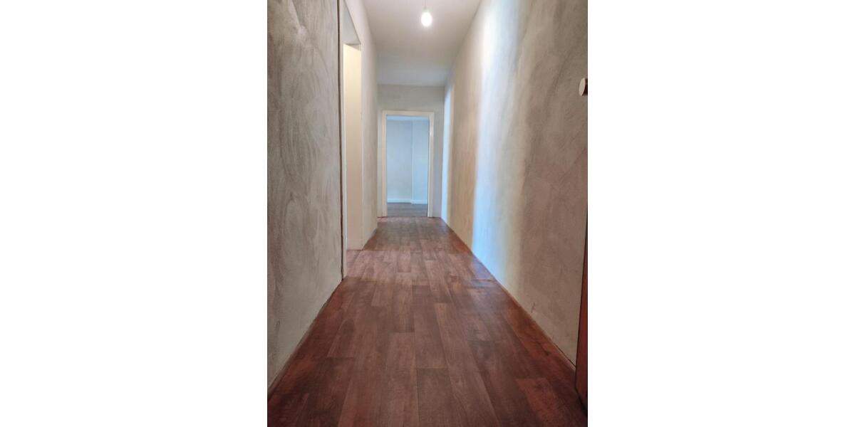 Dachgeschoßwohnung Gelsenkirchen Rotthausen - 2.5 Zimmer, 57 m&sup2;, 389&euro; | Angebot:25995515