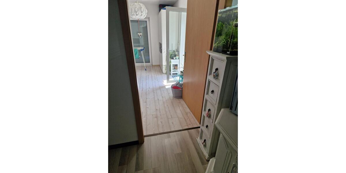 Dachgeschoßwohnung Marl - 2 Zimmer, 570&euro; | Angebot:22009414