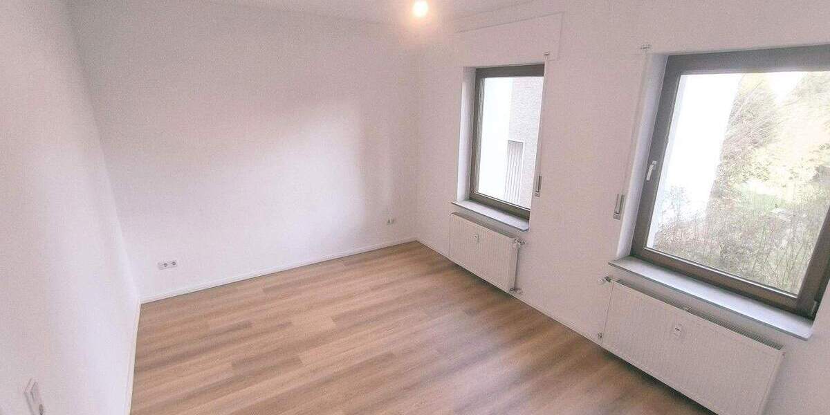 Etagenwohnung Schwerte Westhofen - 3 Zimmer, 107 m&sup2;, 1.150&euro; | Angebot:25784621