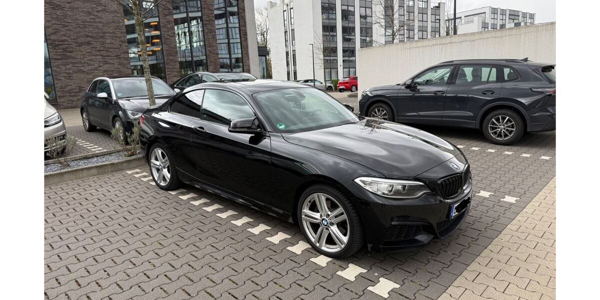 BMW 228 101.865 km 14.980 &euro; Dortmund 44309