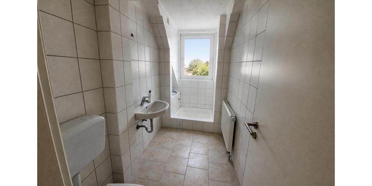 Dachgeschoßwohnung Herne Eickel - 3 Zimmer, 54 m&sup2;, 422&euro; | Angebot:25962677