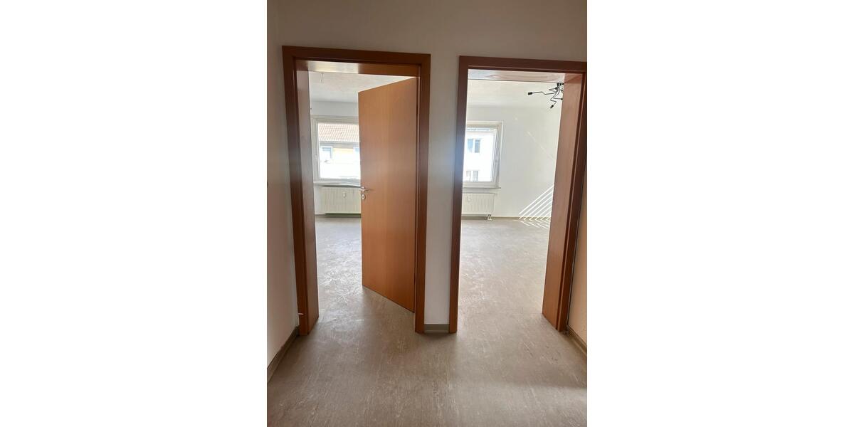 Etagenwohnung Hagen - 2 Zimmer, 75 m&sup2;, 790&euro; | Angebot:26021735