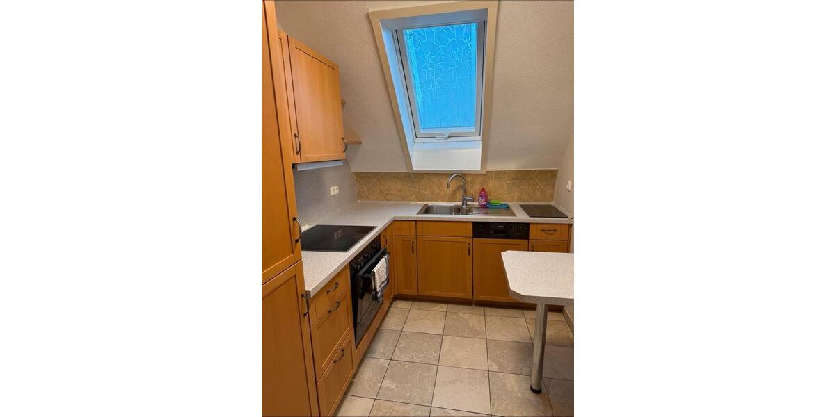 Dachgeschoßwohnung Essen Stadtbezirk V - 3.5 Zimmer, 78 m&sup2;, 1.090&euro; | Angebot:25942485