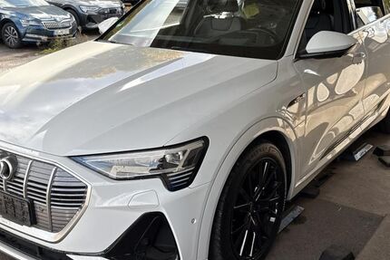 Audi e-tron 69.511 km 34.390 &euro; Hagen 58091