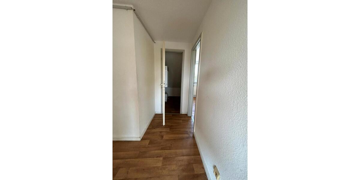 Dachgeschoßwohnung Essen Stadtbezirk V - 2 Zimmer, 43 m&sup2;, 430&euro; | Angebot:24715780