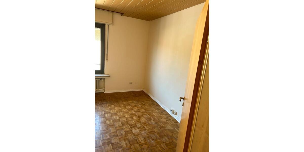 Etagenwohnung Kamen - 3.5 Zimmer, 106 m&sup2;, 1.000&euro; | Angebot:26022981