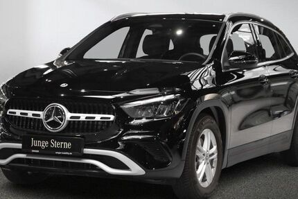 Mercedes-Benz GLA 200 12.359 km 33.265 &euro; Dortmund 44147