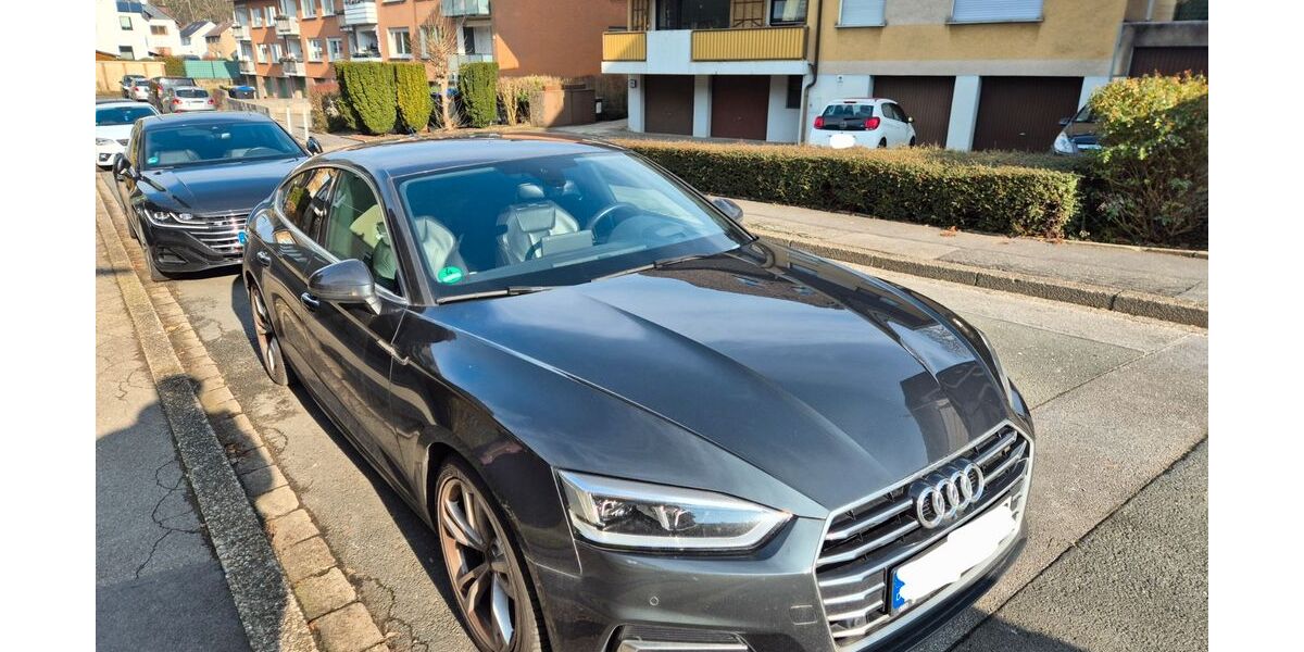 Audi A5 54.000 km 25.500 &euro; Dortmund 44388