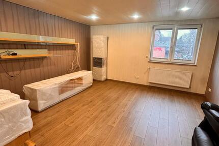 Wohnung Gelsenkirchen Gelsenkirchen-Mitte - 2 Zimmer, 68 m&sup2;, 650&euro; | Angebot:26023974