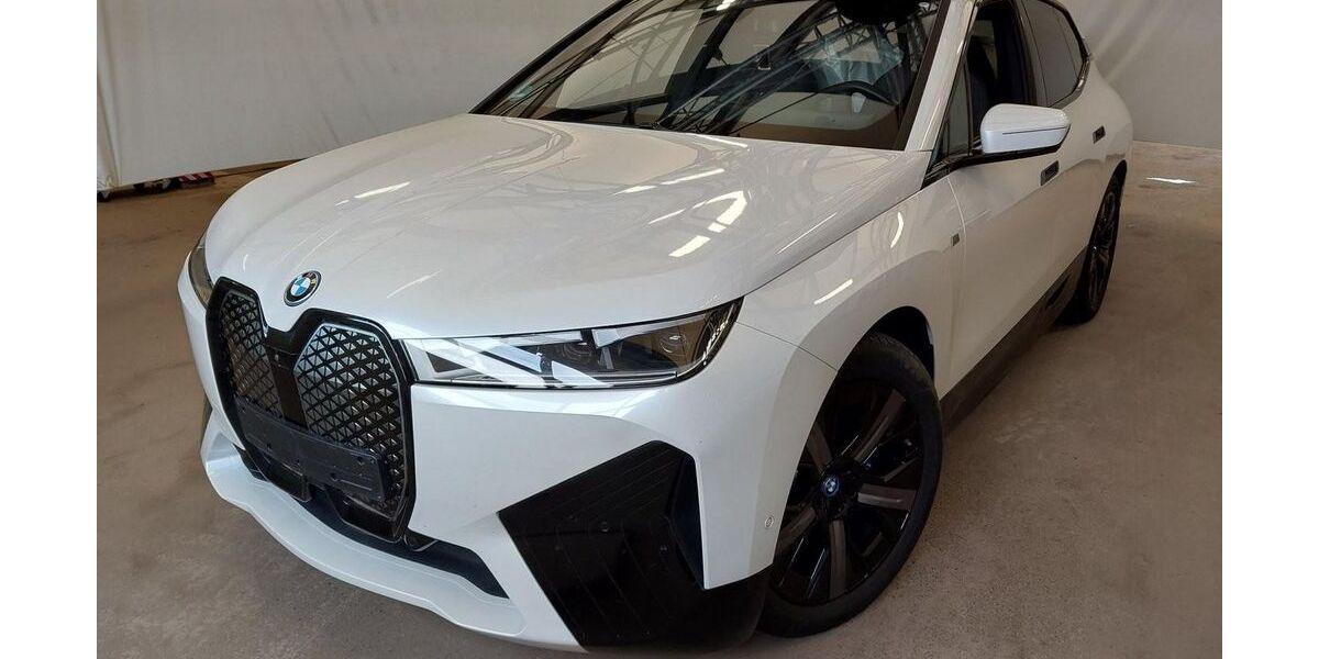 BMW iX 38.101 km 67.924 &euro; Hagen 58091
