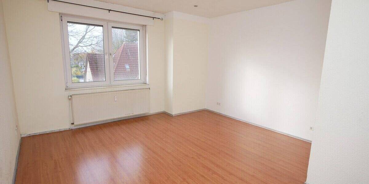 Etagenwohnung Gelsenkirchen Hassel - 3 Zimmer, 123 m&sup2;, 660&euro; | Angebot:25747877