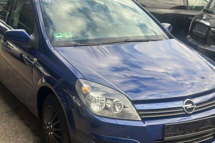 Opel Astra 153.000 km 1.999 &euro; Essen 45326