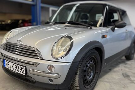 Mini ONE 202.000 km 1.890 &euro; Marl 45772