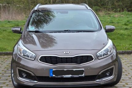 Kia ceed Sportswagon 225.000 km 5.900 &euro; Werne 59368