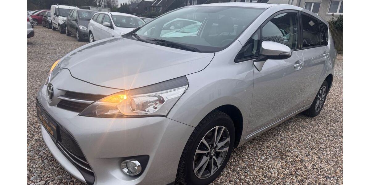 Toyota Verso 99.000 km 9.999 &euro; Essen 45355