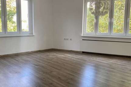 Wohnung Essen Stadtkern - 3 Zimmer, 77 m&sup2;, 84.000&euro; | Angebot:26159503