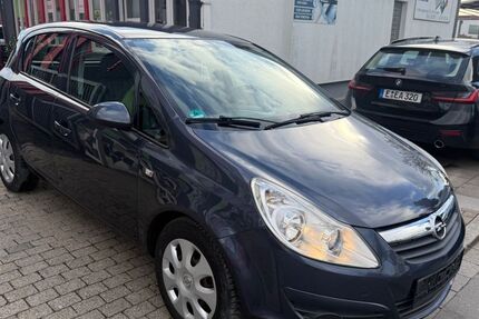 Opel Corsa 90.000 km 3.490 &euro; Essen 45143