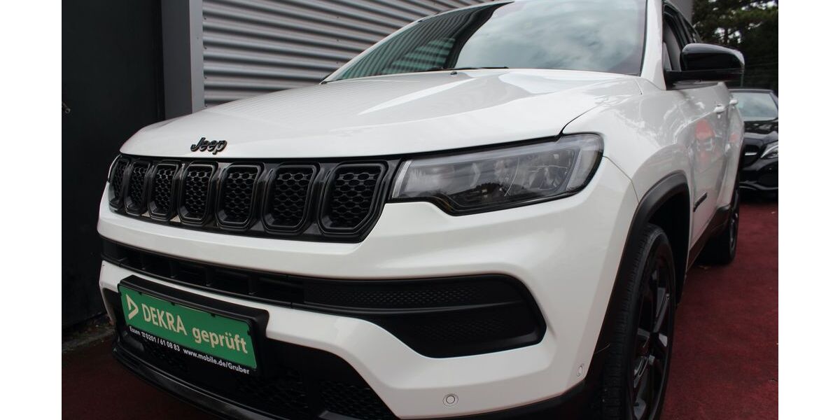 Jeep Compass 65.293 km 18.979 &euro; Essen 45326