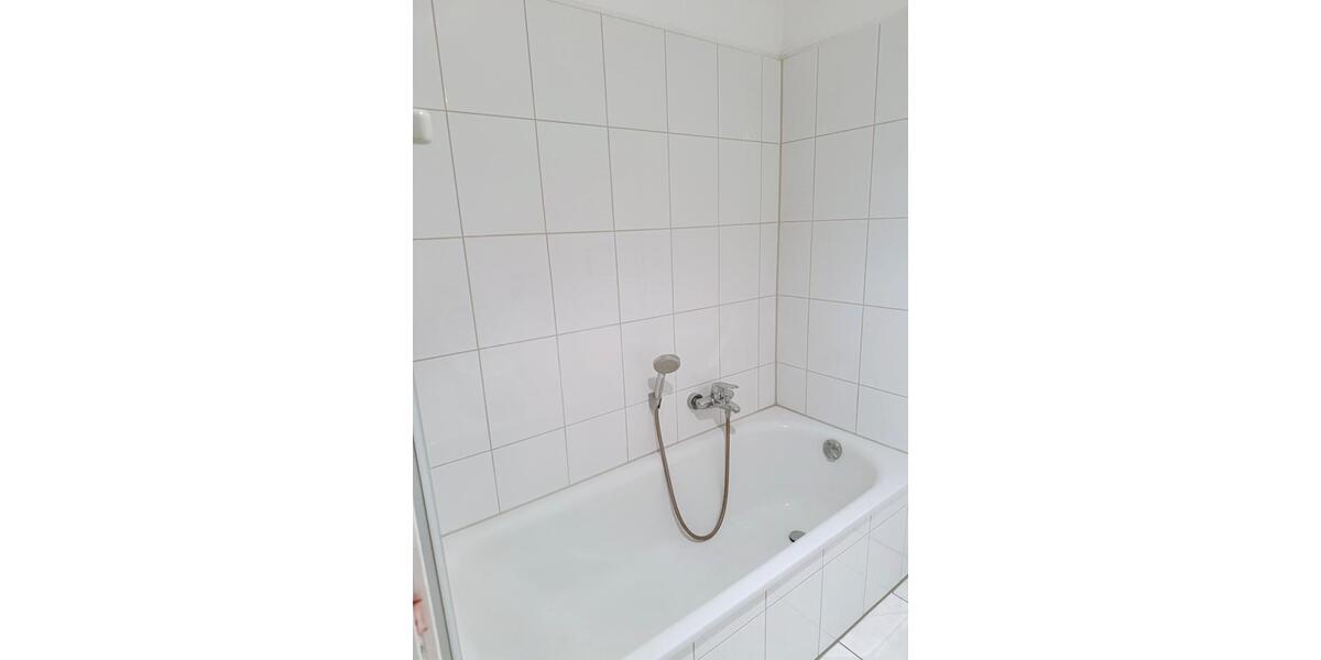 Dachgeschoßwohnung Lünen Brambauer - 3 Zimmer, 64 m&sup2;, 480&euro; | Angebot:26031687