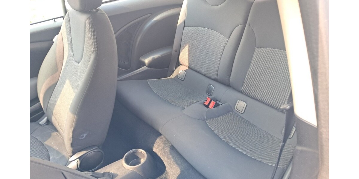 Mini Cooper 141.000 km 2.700 &euro; Dortmund 44135